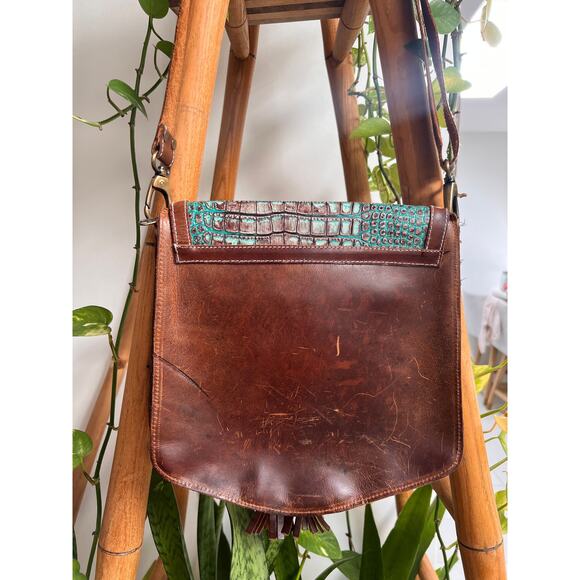 Vintage Cowhide Leather Bag with Turquoise Stones - Picture 4 of 7